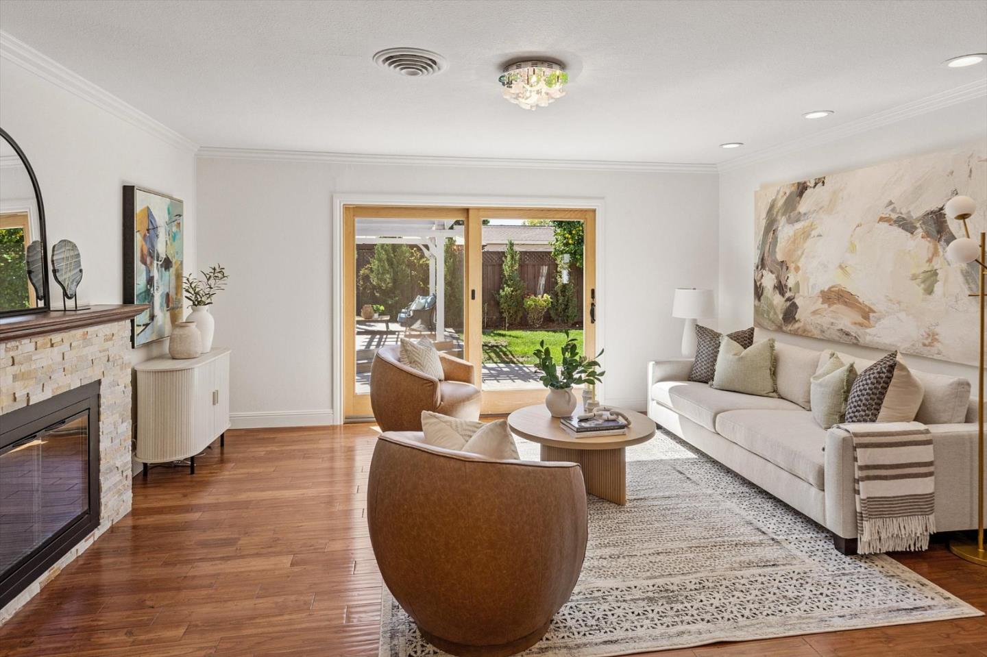 1162 Denver DR