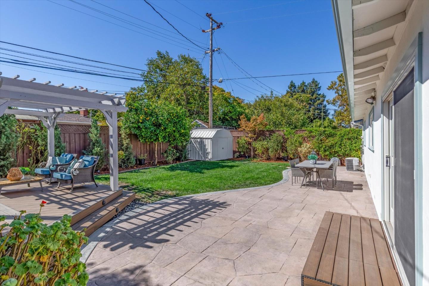 1162 Denver DR