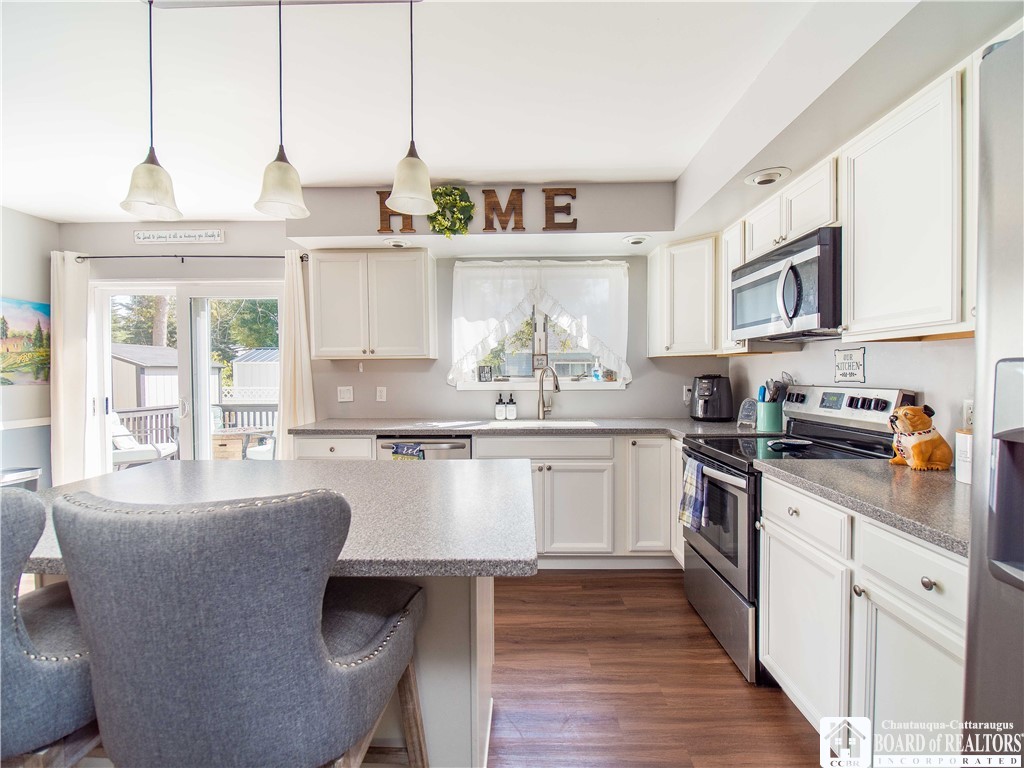 3944 South Nesmith Avenue