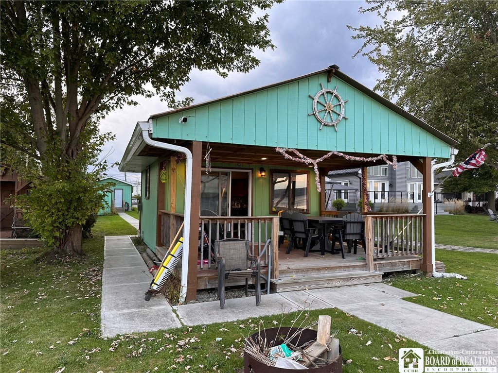 2326 West Lake Road