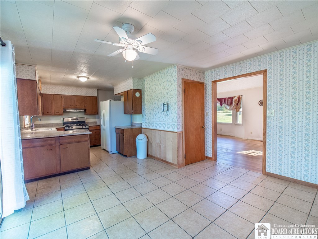 4085 Dutch Hollow Road