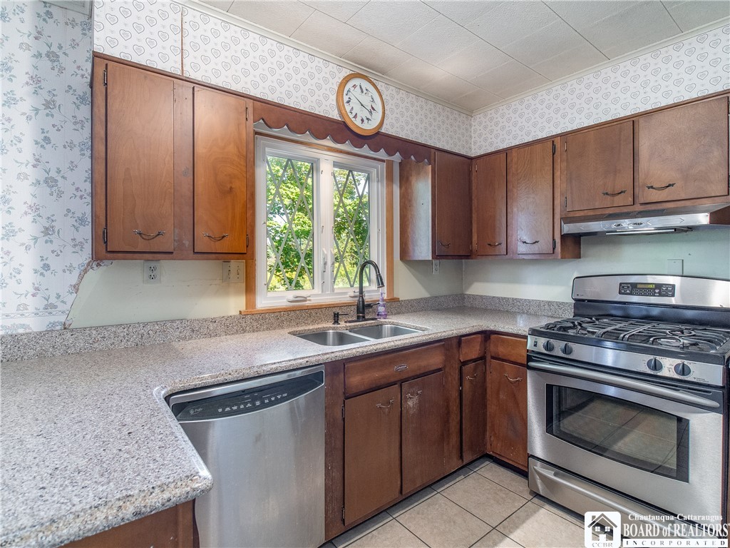 4085 Dutch Hollow Road