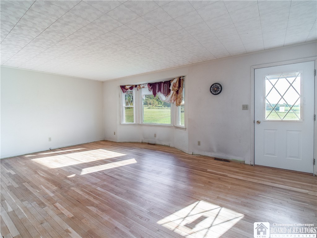 4085 Dutch Hollow Road