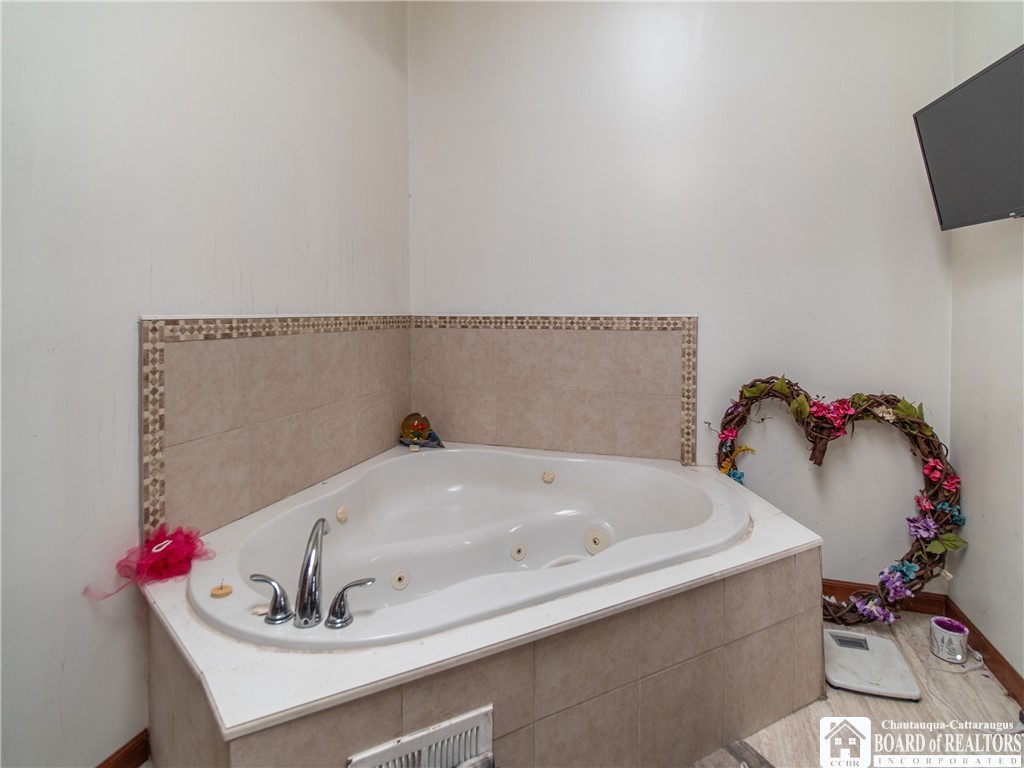 35 Crooked Brook Drive