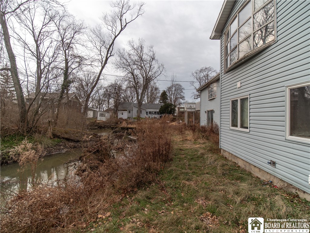 35 Crooked Brook Drive