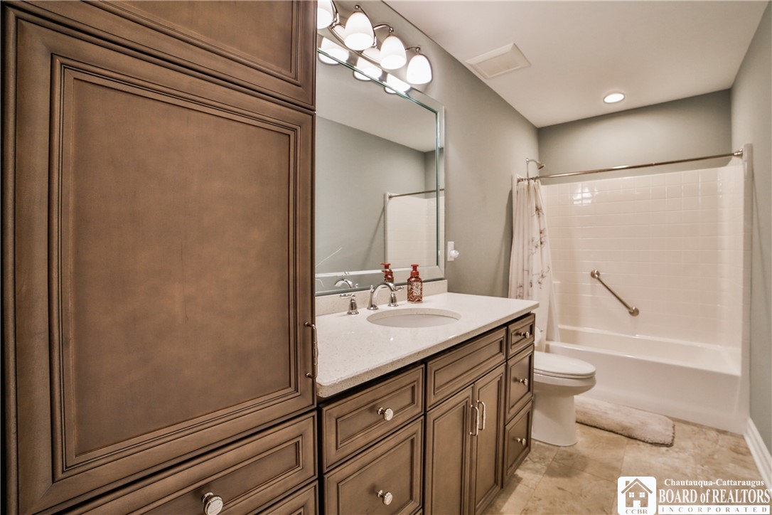 102 Country Club Court