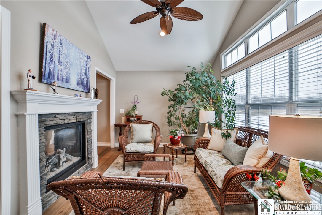 102 Country Club Court