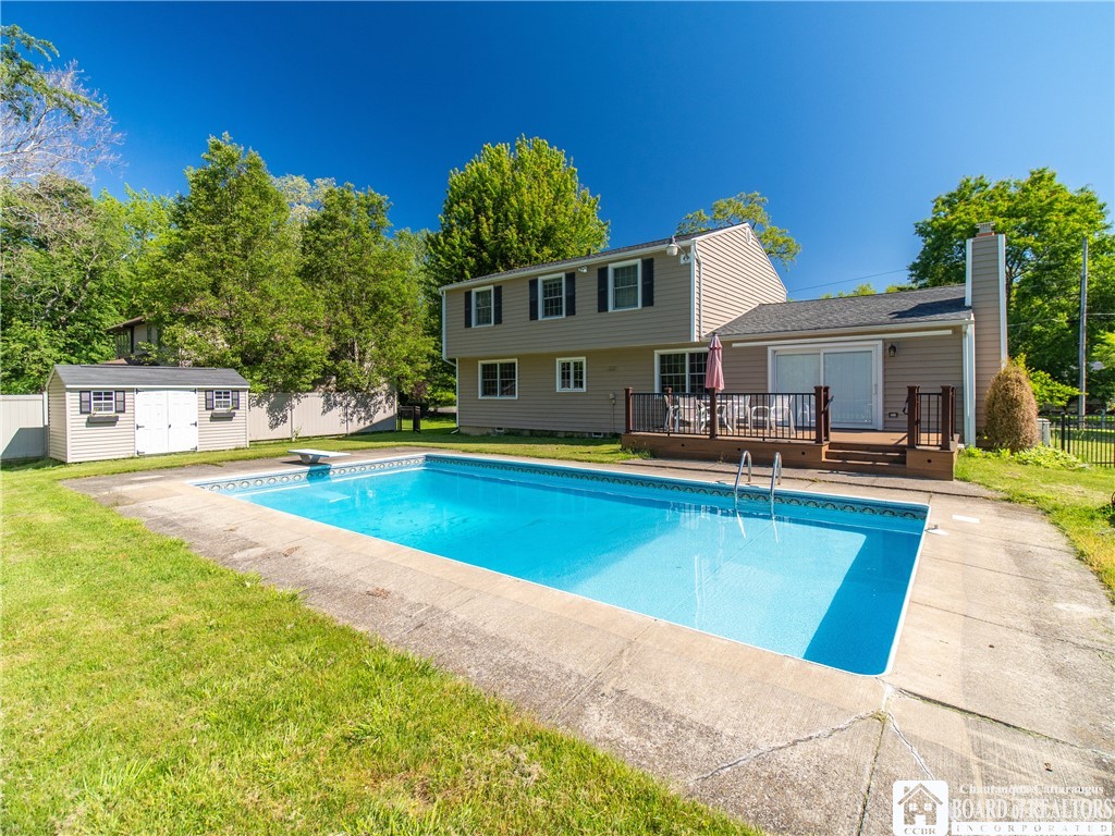 32 University Park