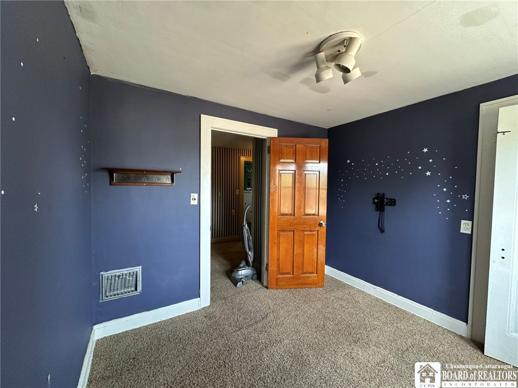 17 Pershing Avenue
