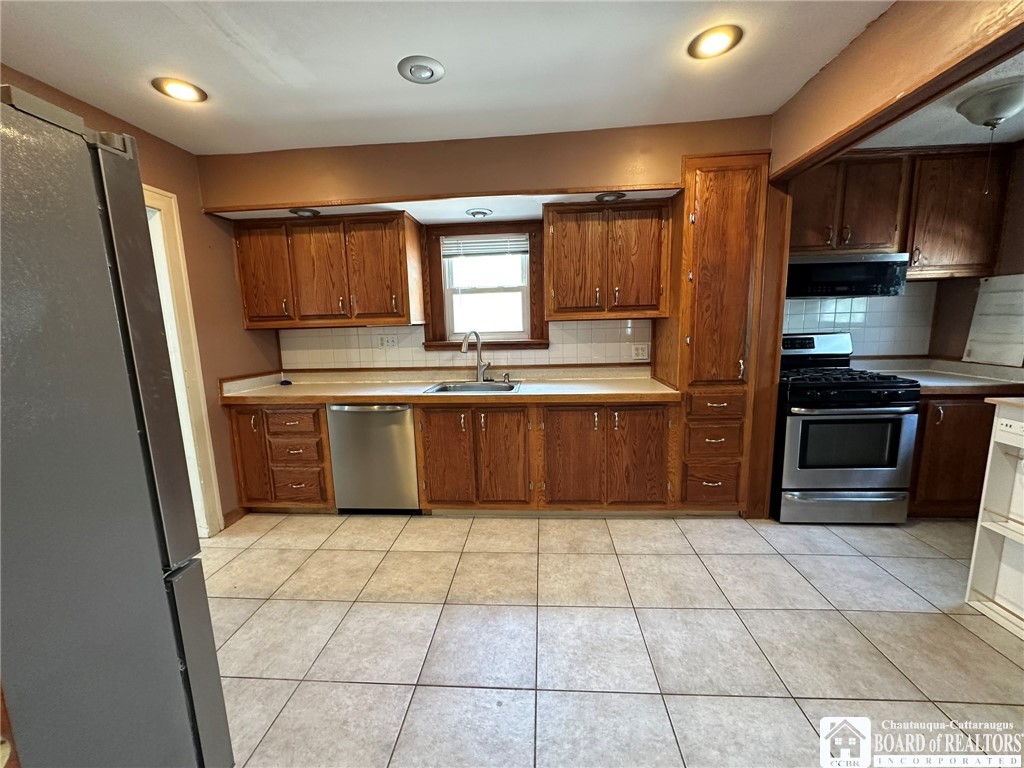 17 Pershing Avenue