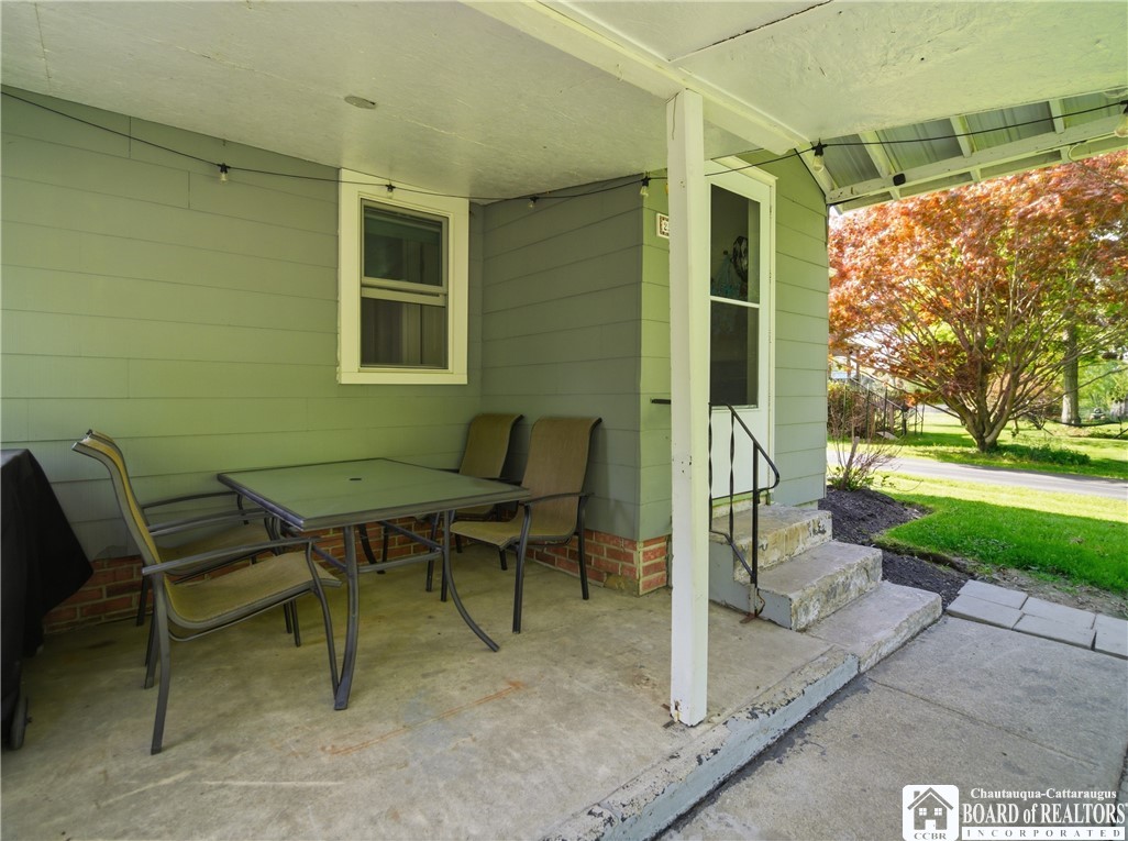 256 Hillcrest Avenue