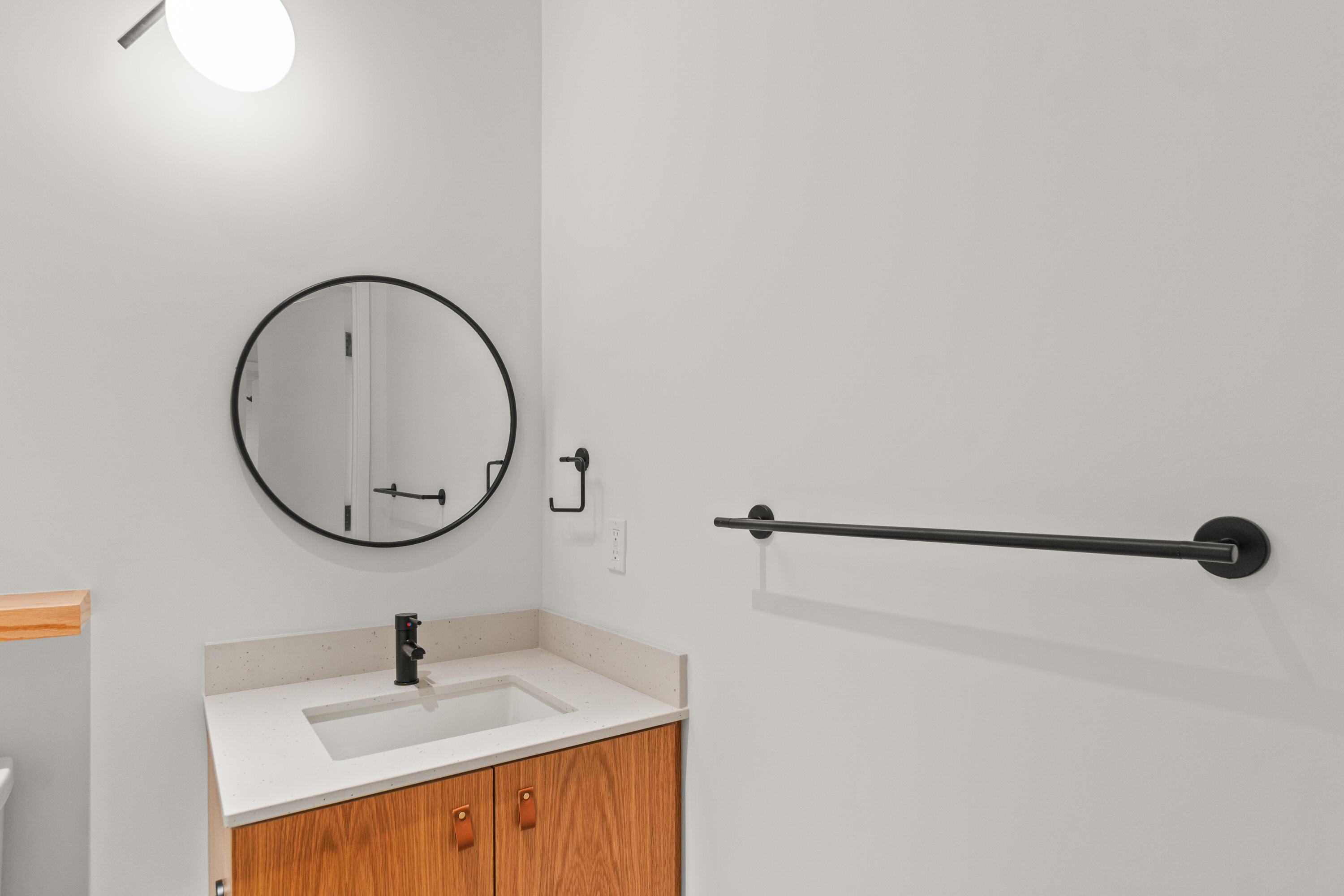 2745 NW Ordway Avenue, 300