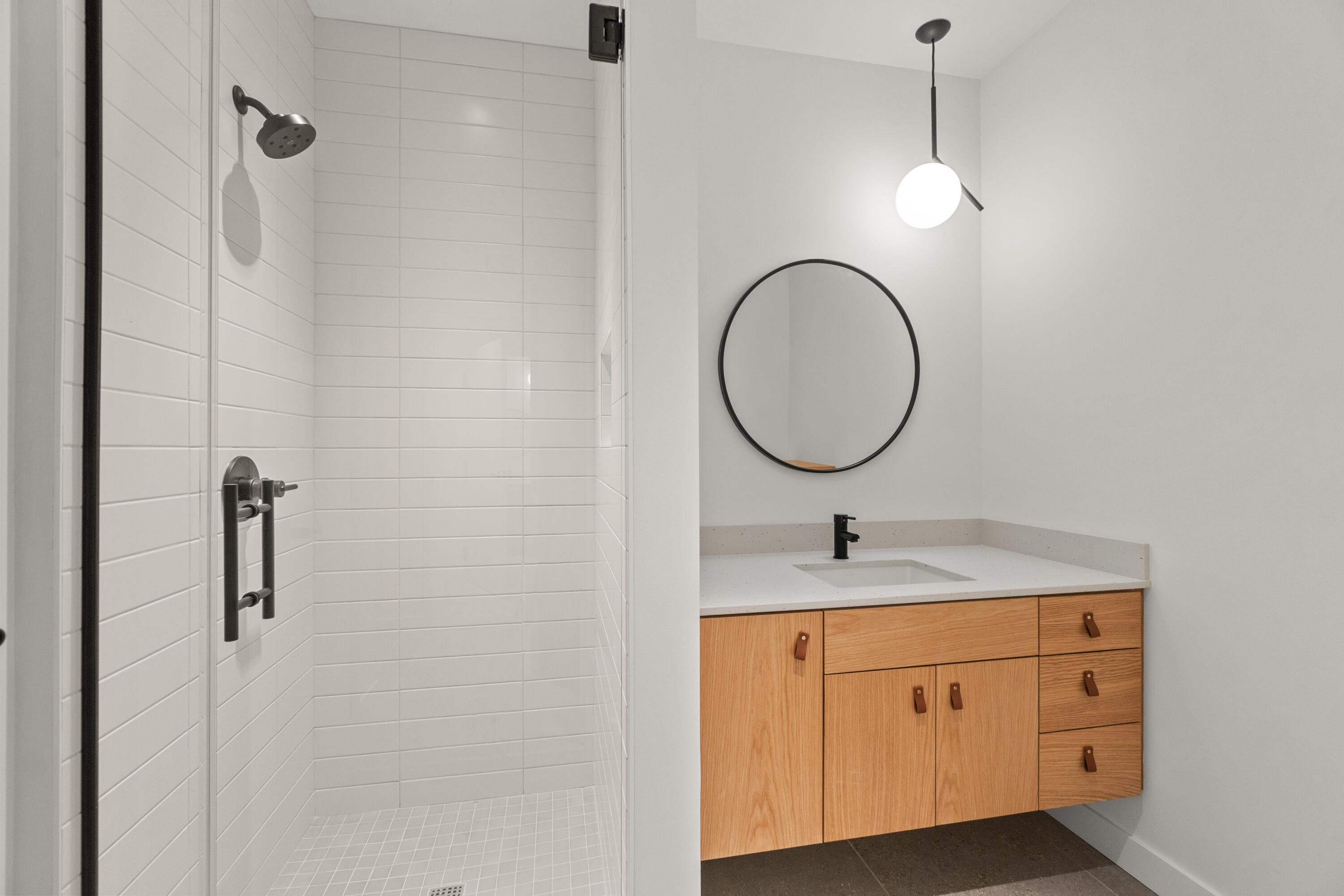 2745 NW Ordway Avenue, 300