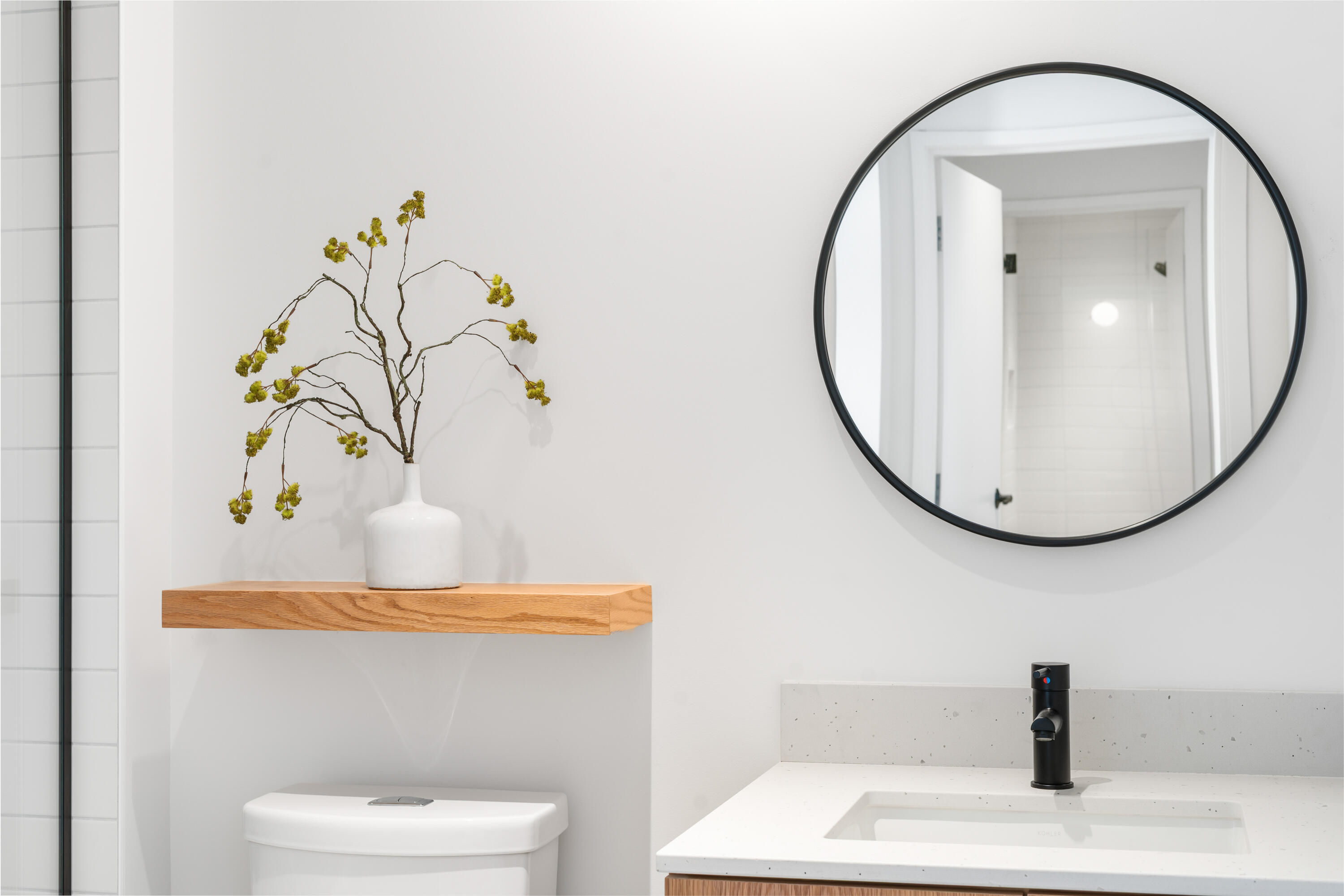 2745 NW Ordway Avenue, 300