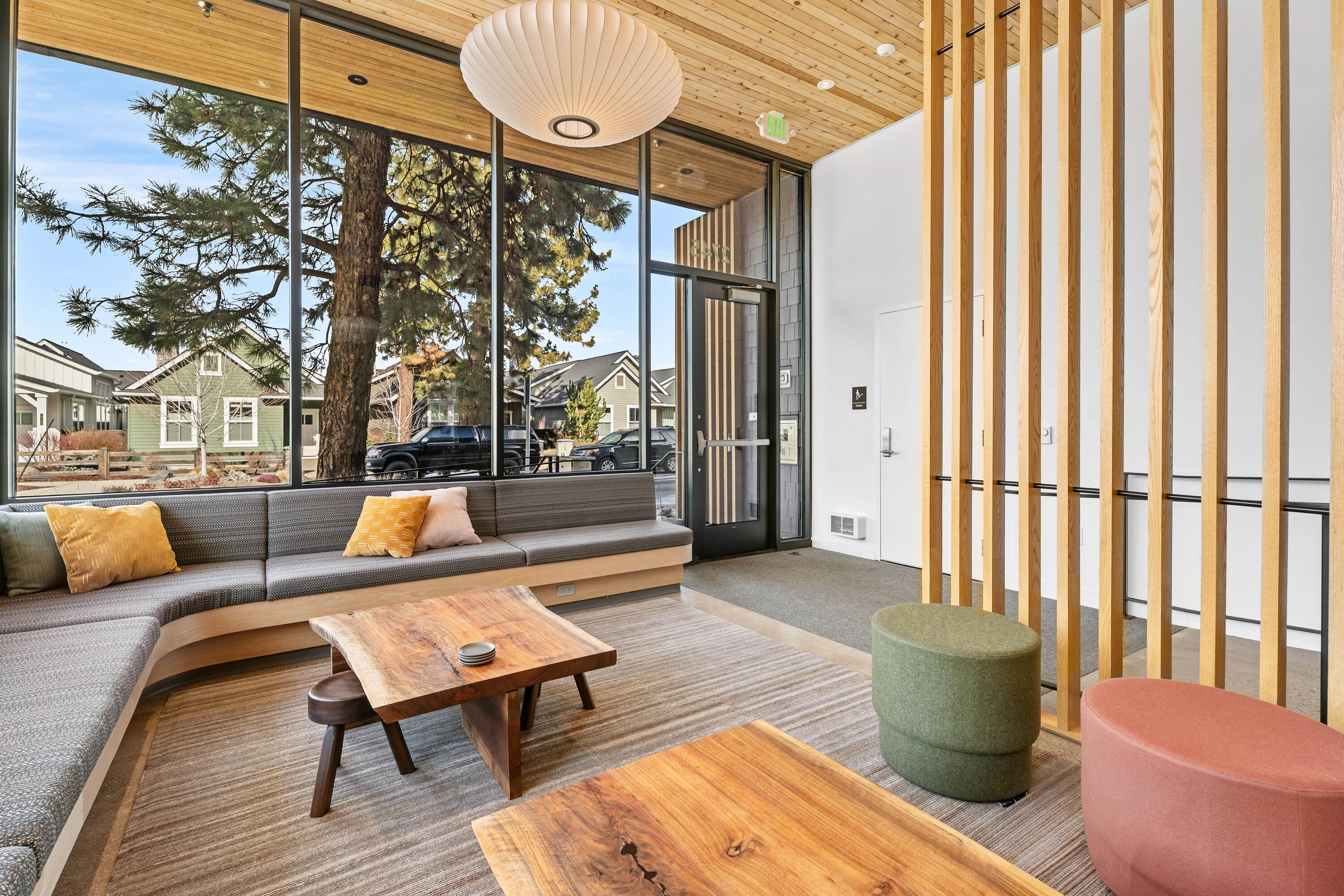 2745 NW Ordway Avenue, 300