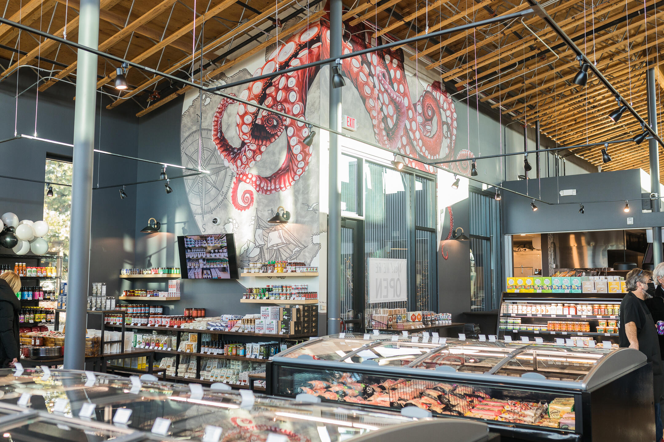 2745 NW Ordway Avenue, 201