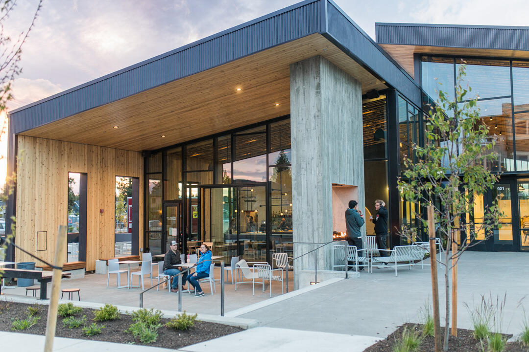 2745 NW Ordway Avenue, 102