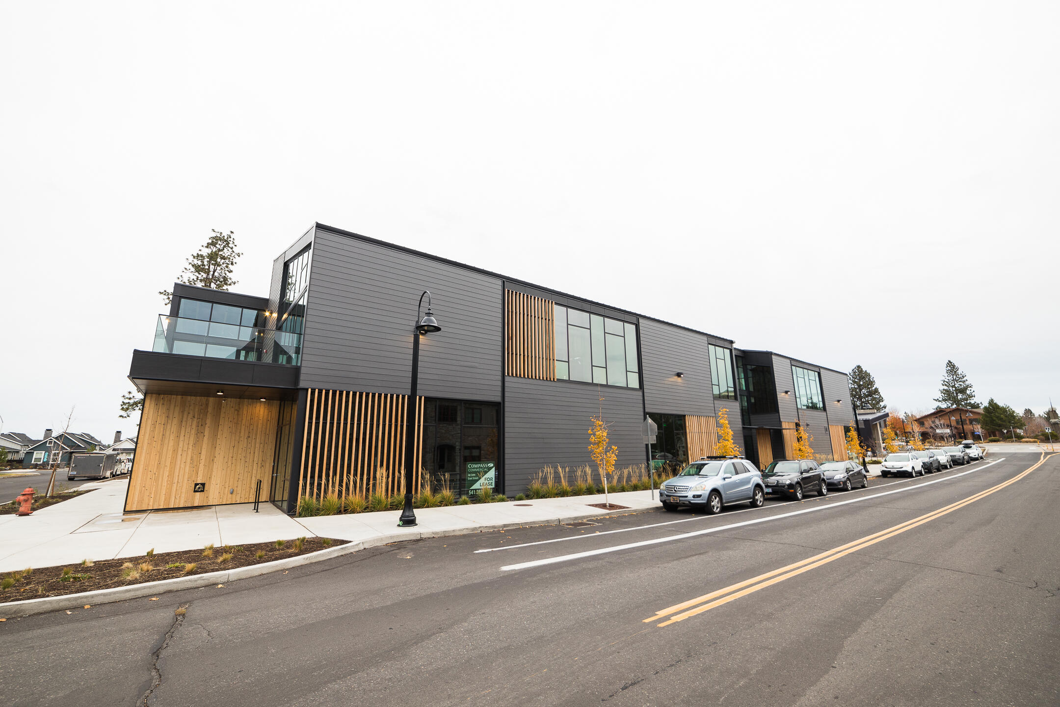 2745 NW Ordway Avenue, 102