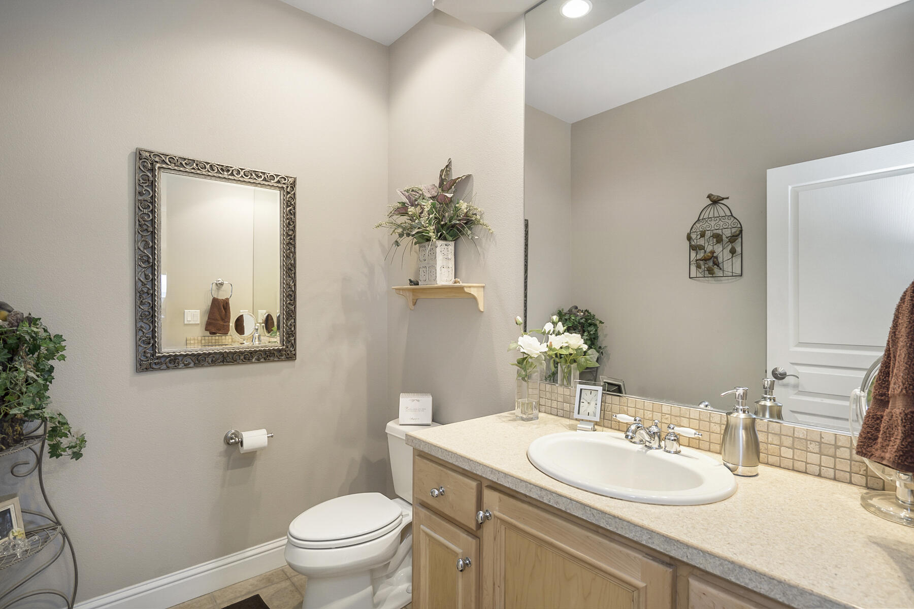 4167 SW Majestic Avenue