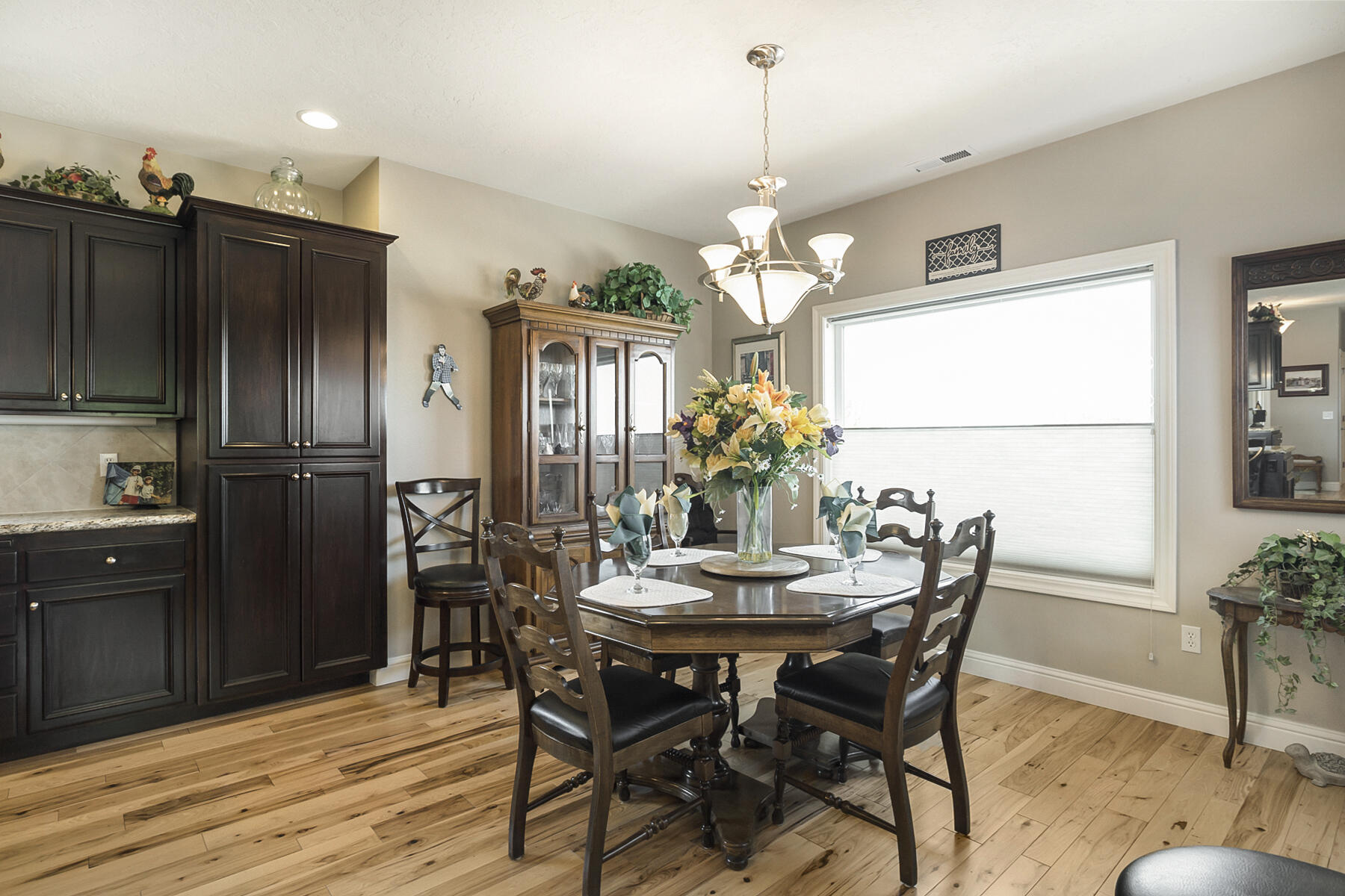 4167 SW Majestic Avenue