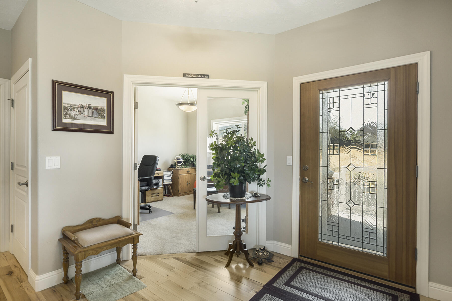 4167 SW Majestic Avenue