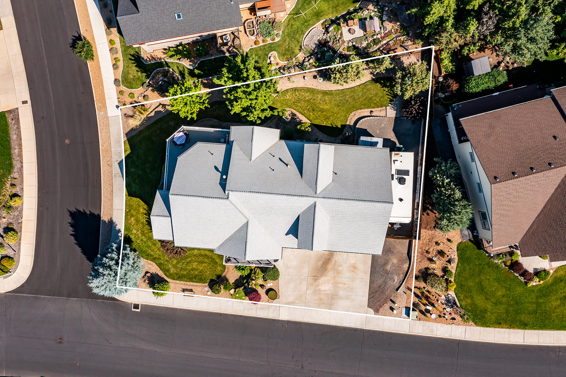 4167 SW Majestic Avenue