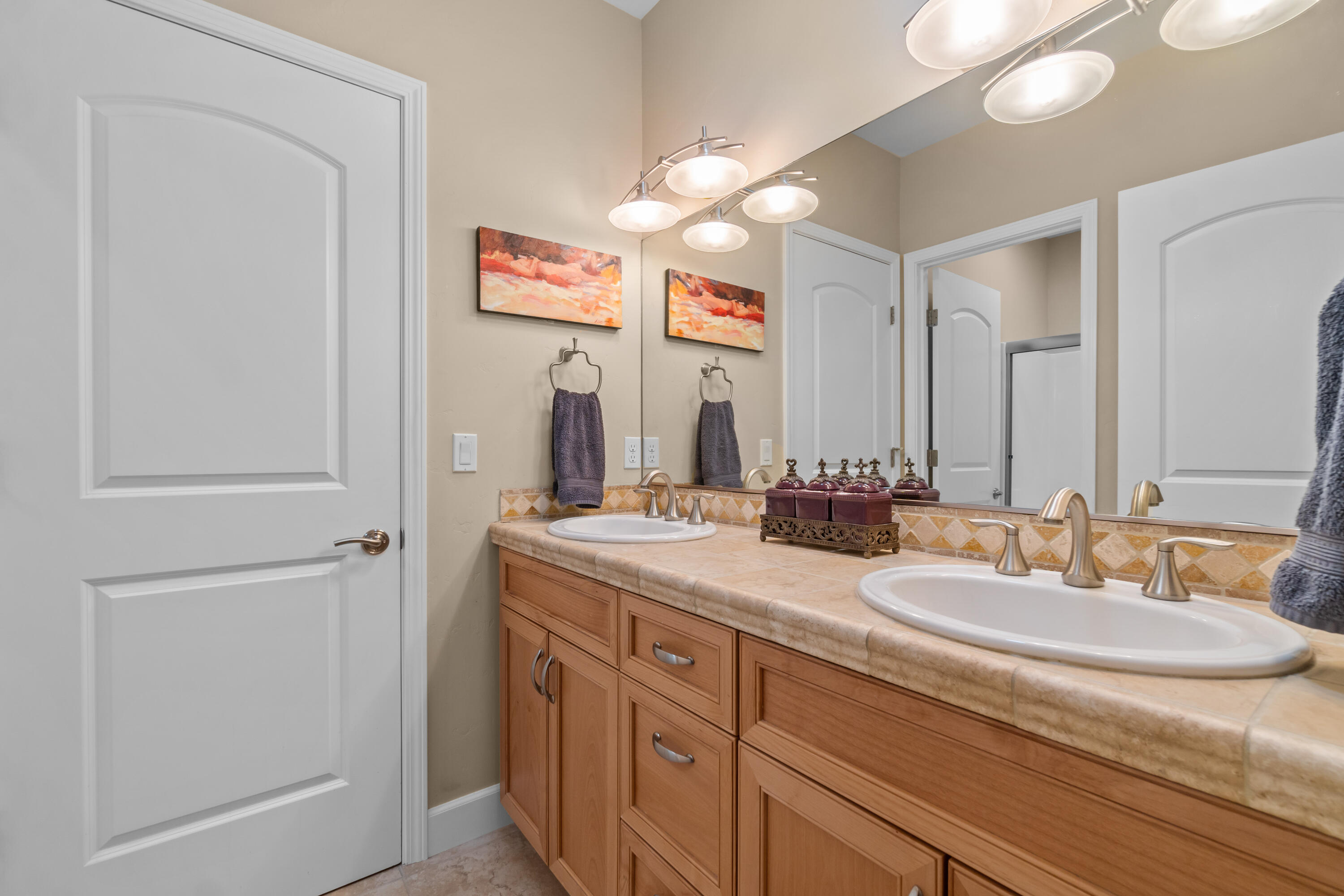 2551 NW Brickyard Street