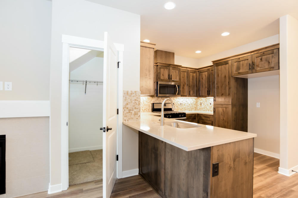 3027 NE Red Jasper Place