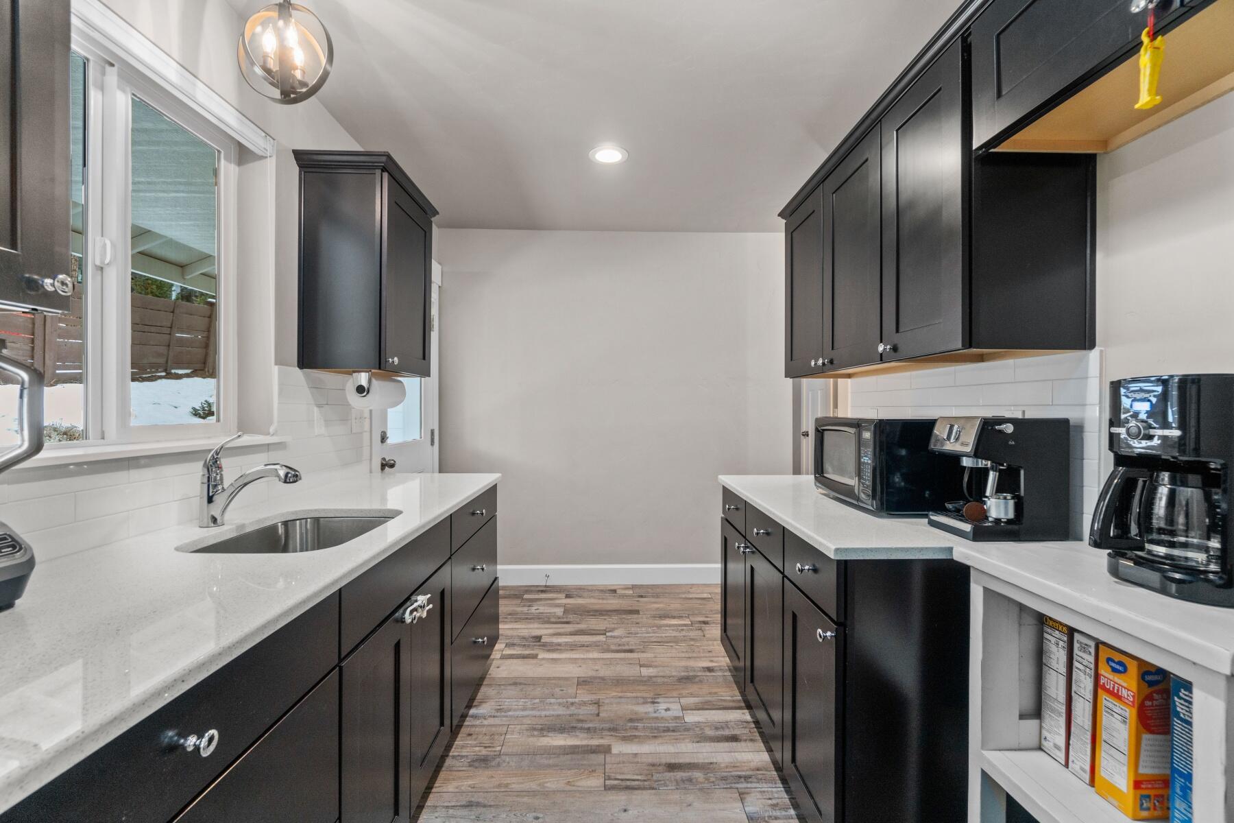 2929 NW Chardonnay Lane