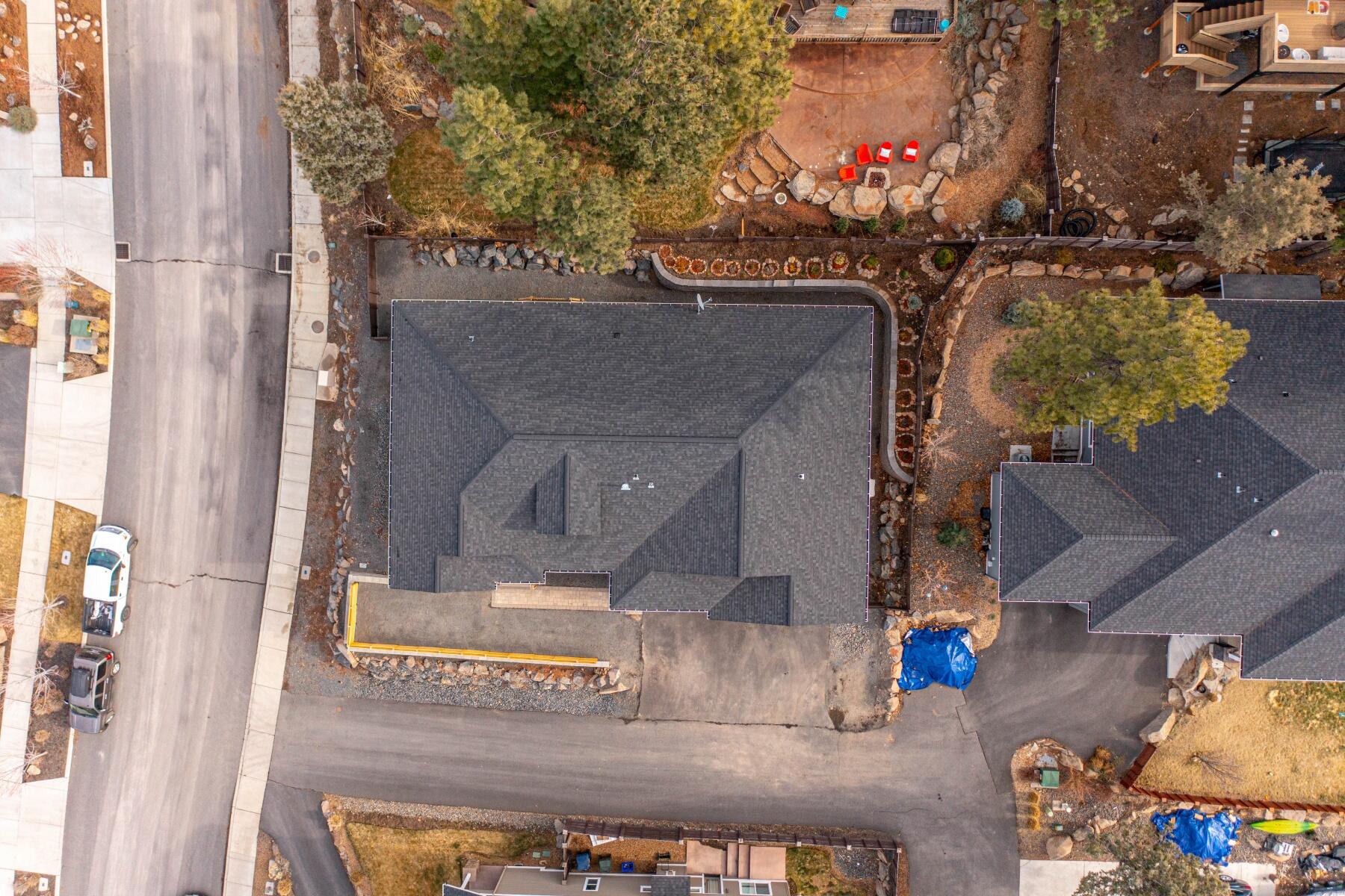 2929 NW Chardonnay Lane