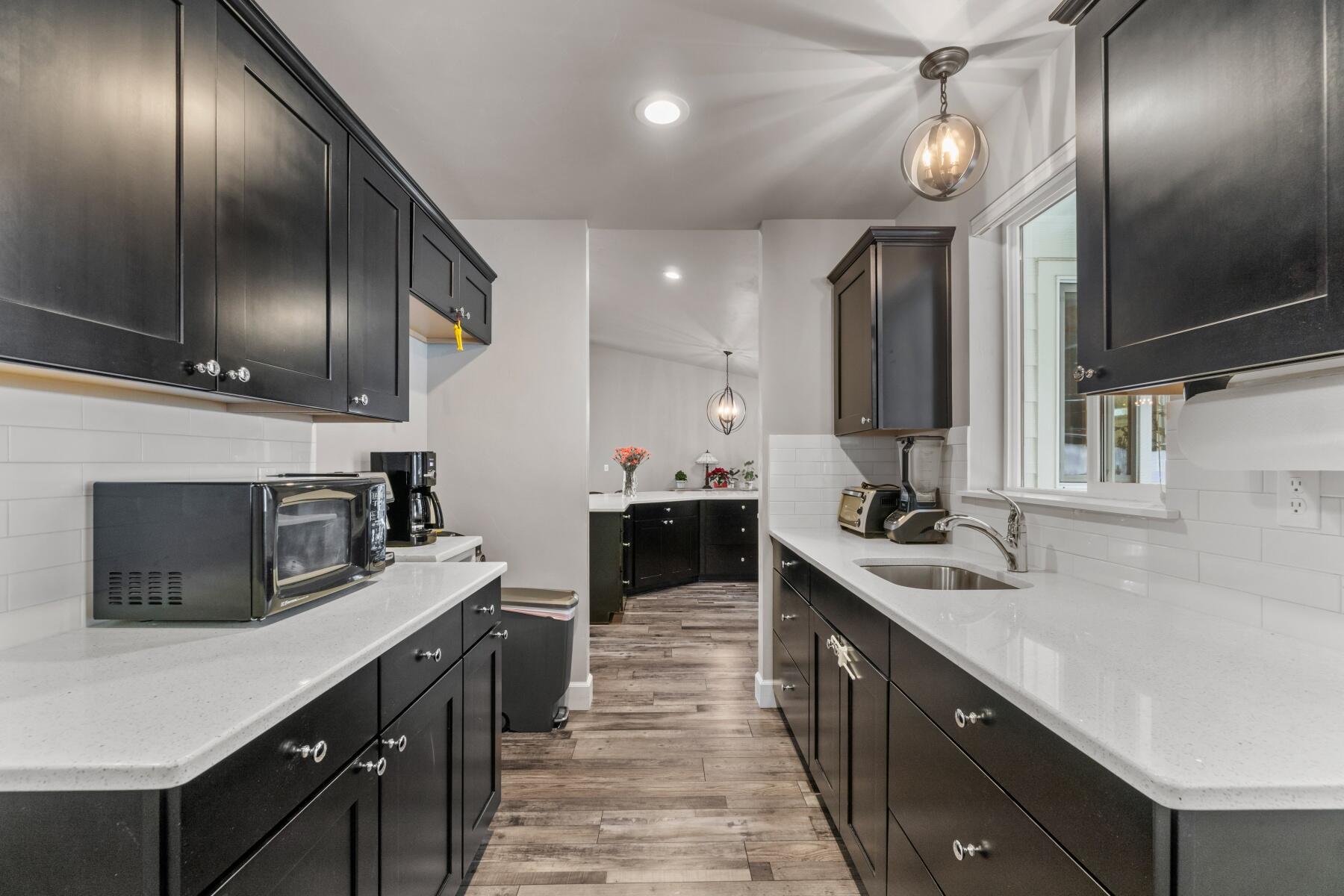 2929 NW Chardonnay Lane