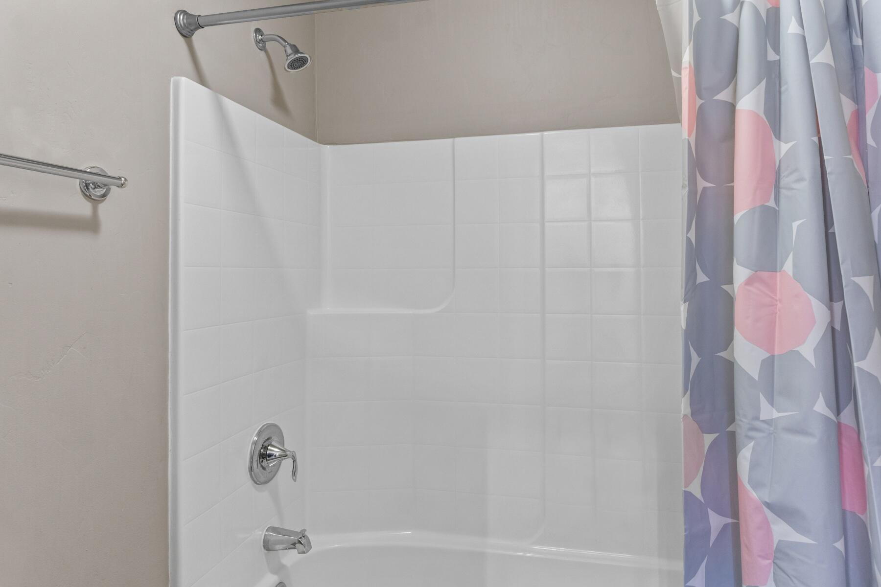 2929 NW Chardonnay Lane