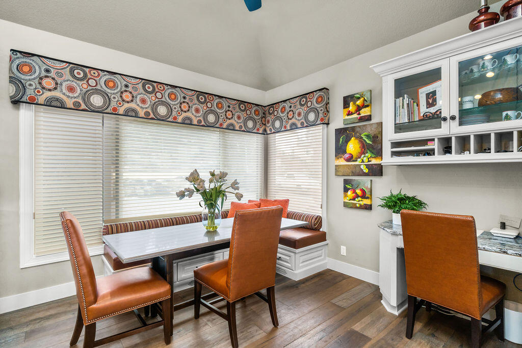 2806 NW Nightfall Circle