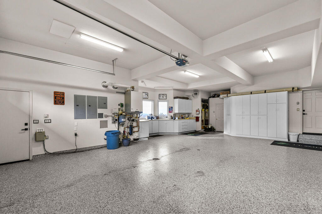 2806 NW Nightfall Circle