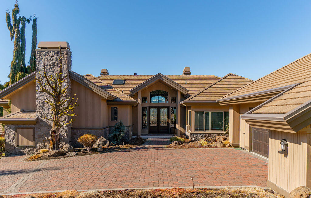 2806 NW Nightfall Circle