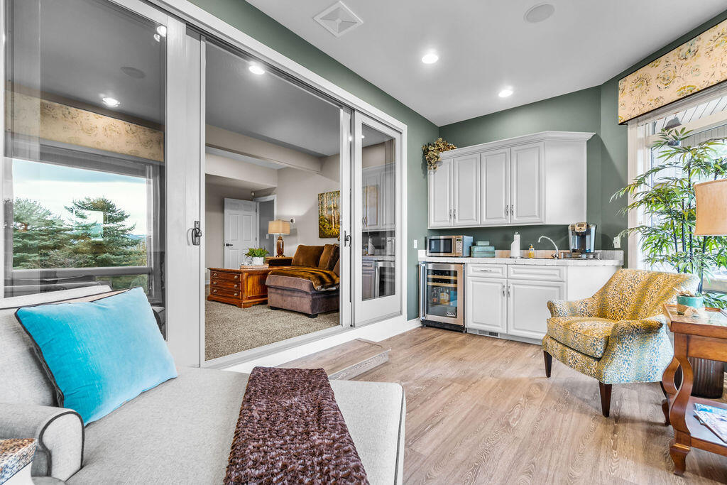 2806 NW Nightfall Circle