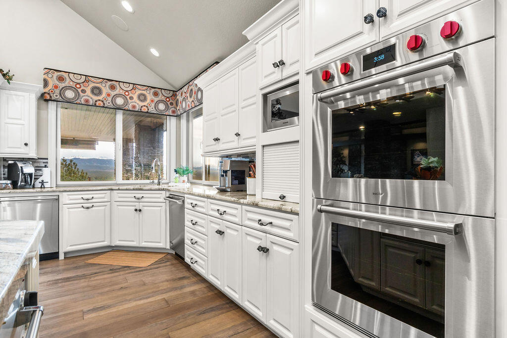 2806 NW Nightfall Circle