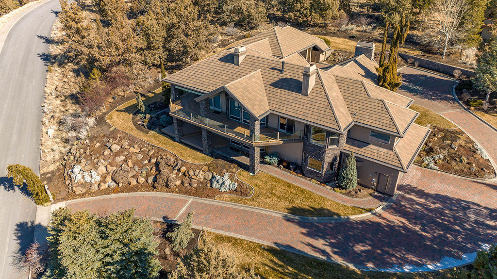 2806 NW Nightfall Circle