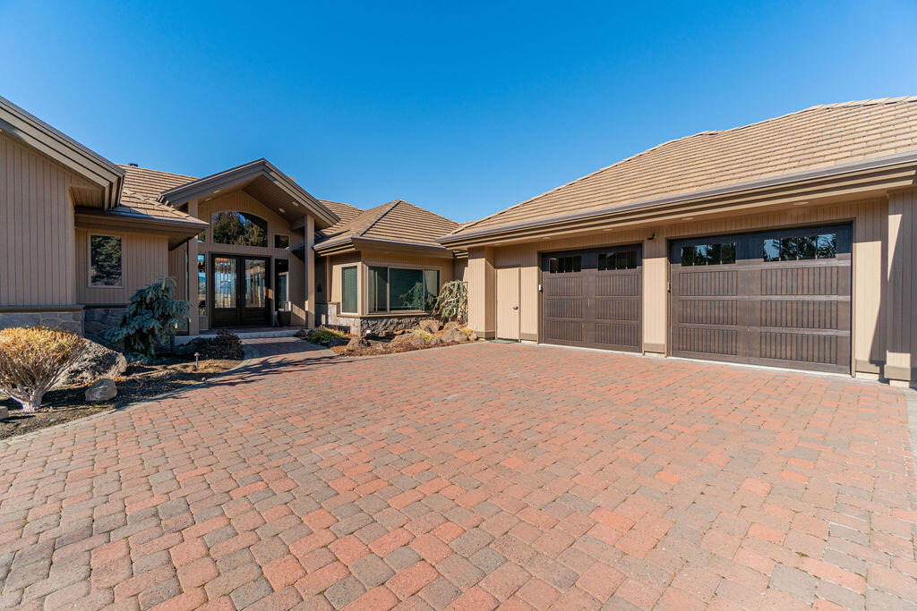 2806 NW Nightfall Circle