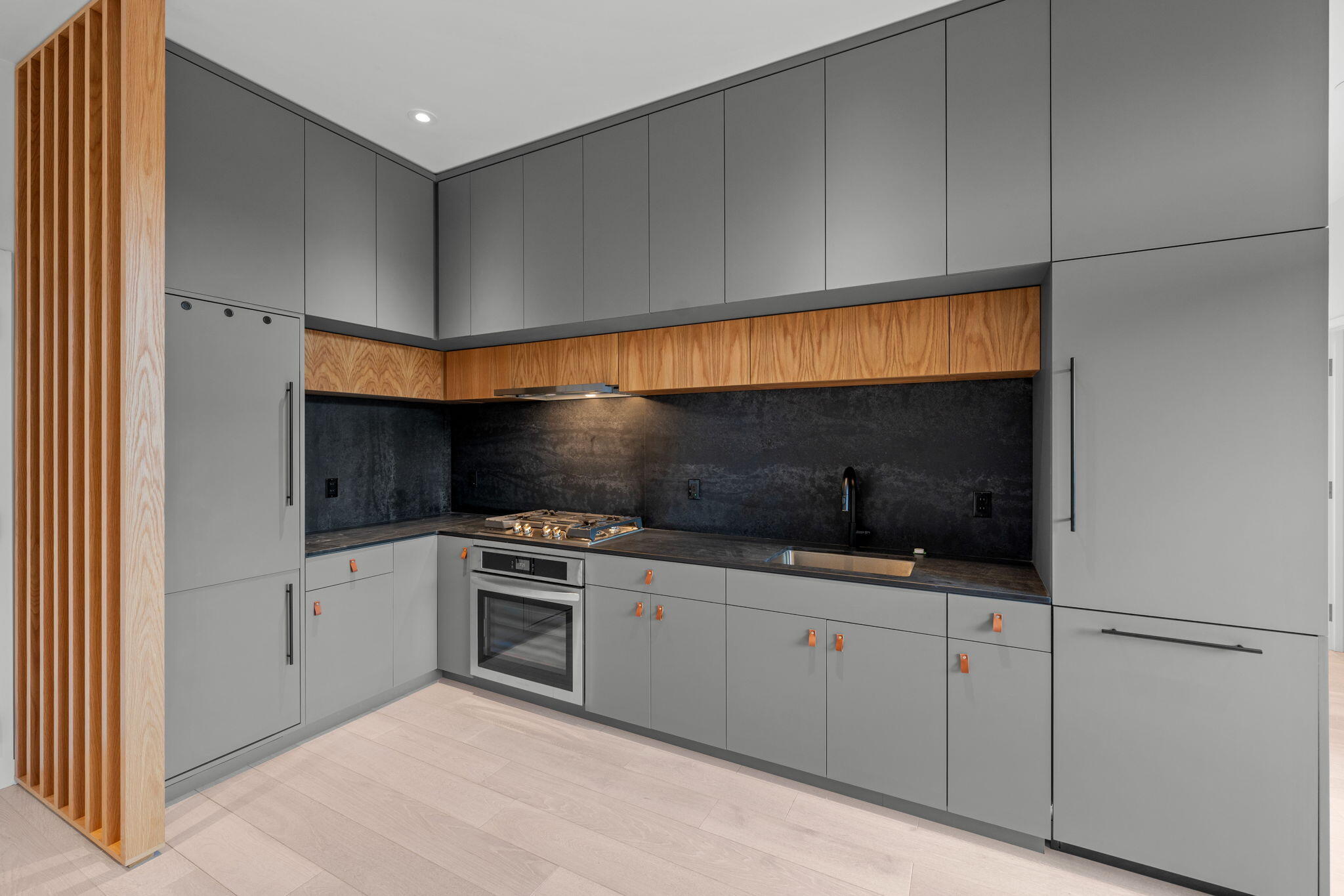 2745 NW Ordway Avenue, 212