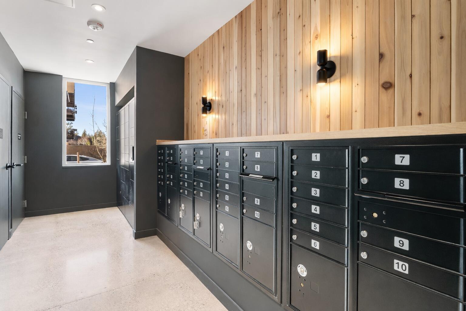 2745 NW Ordway Avenue, 212