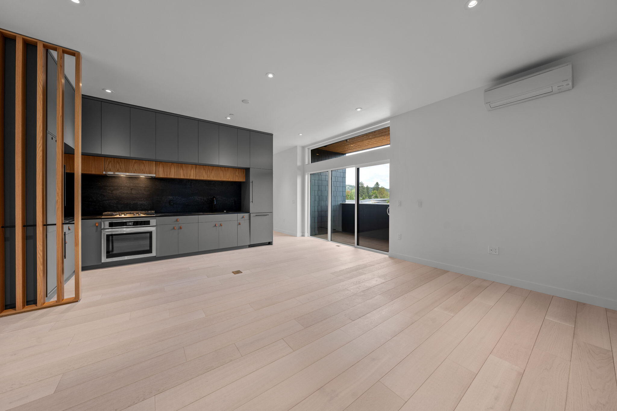 2745 NW Ordway Avenue, 212