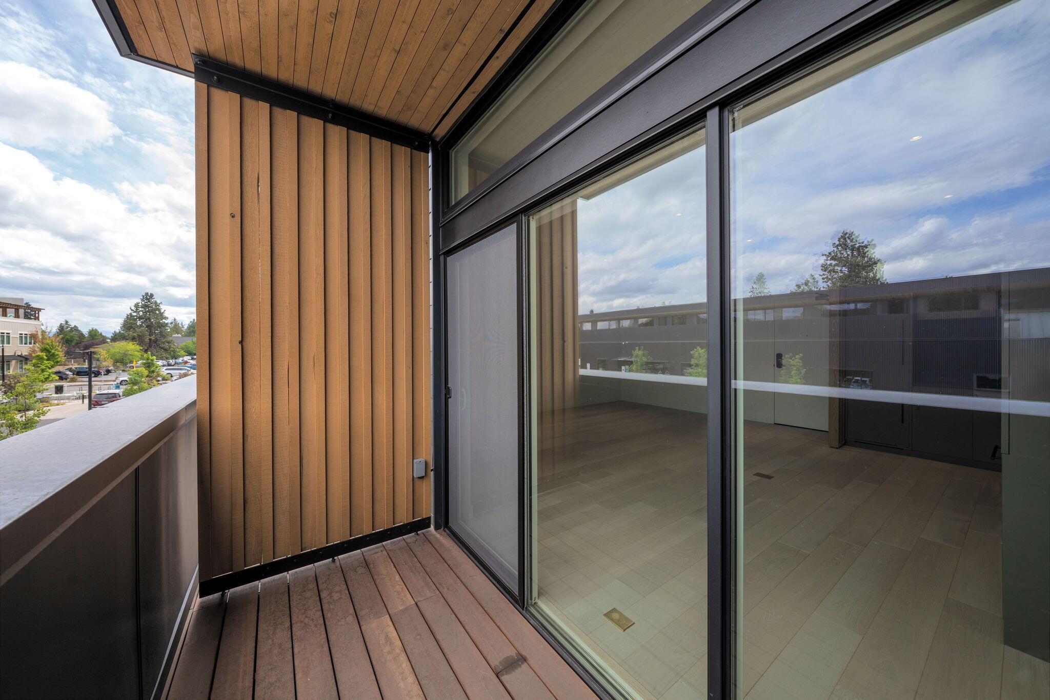 2745 NW Ordway Avenue, 212