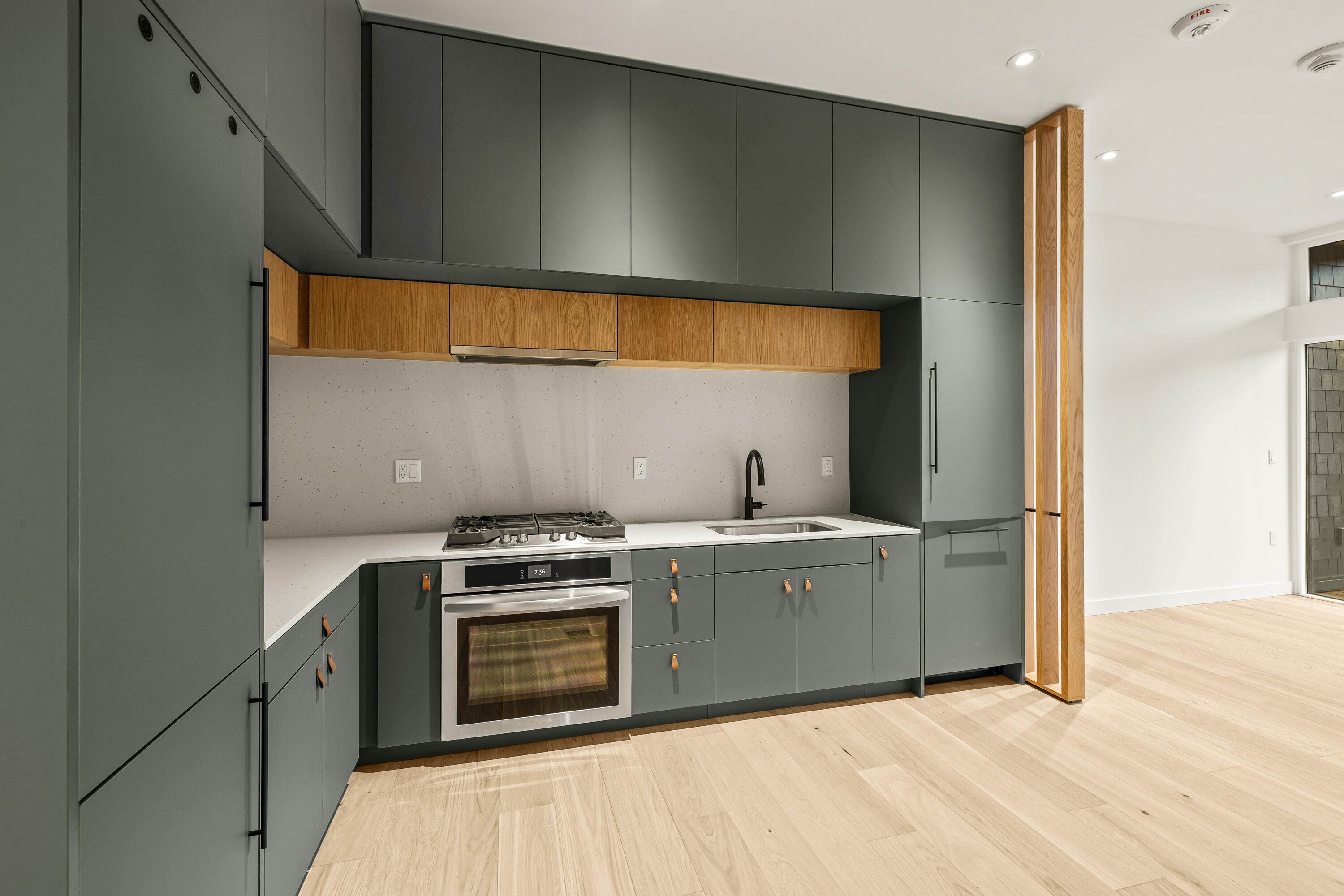 2745 NW Ordway Avenue, 209