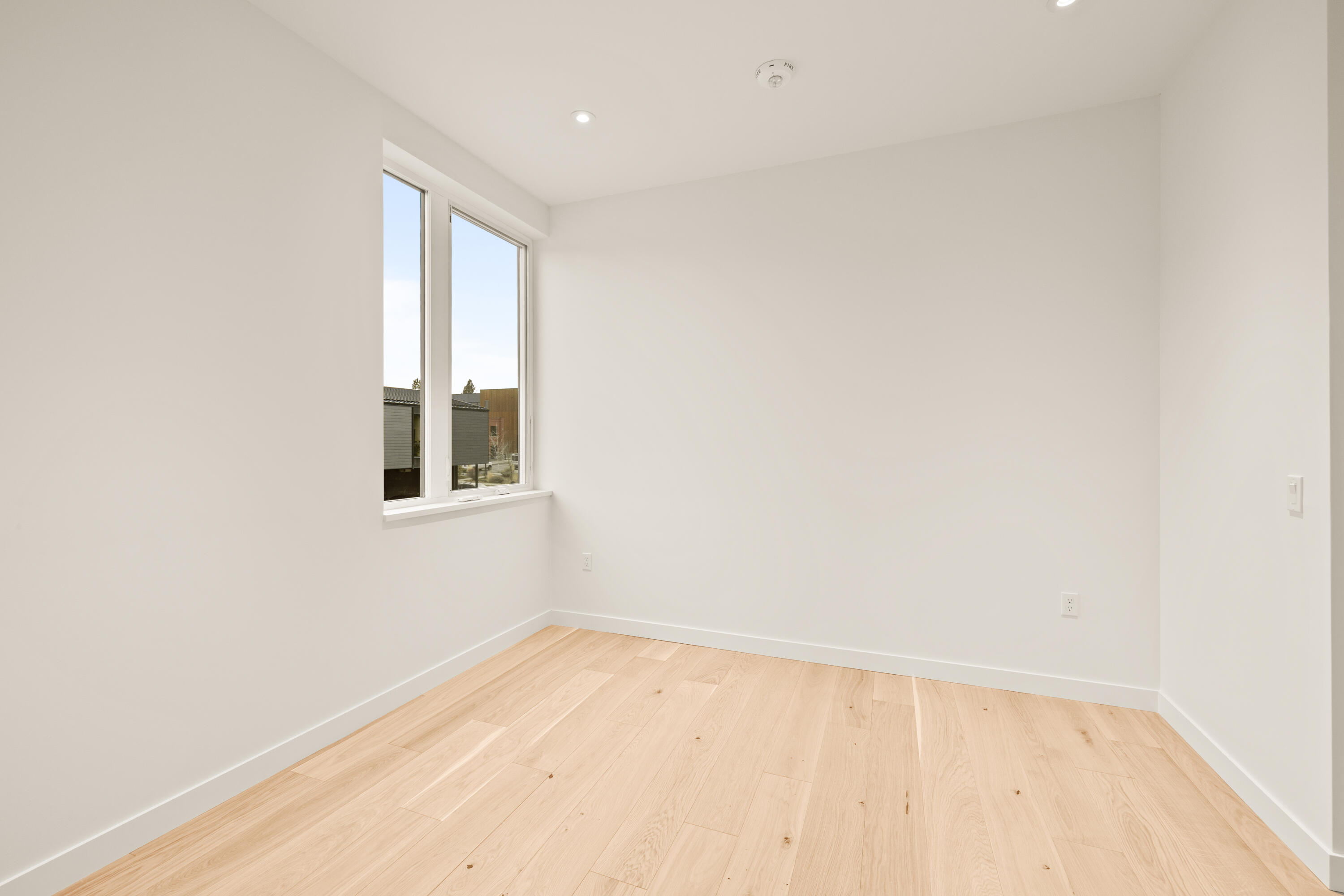 2745 NW Ordway Avenue, 209