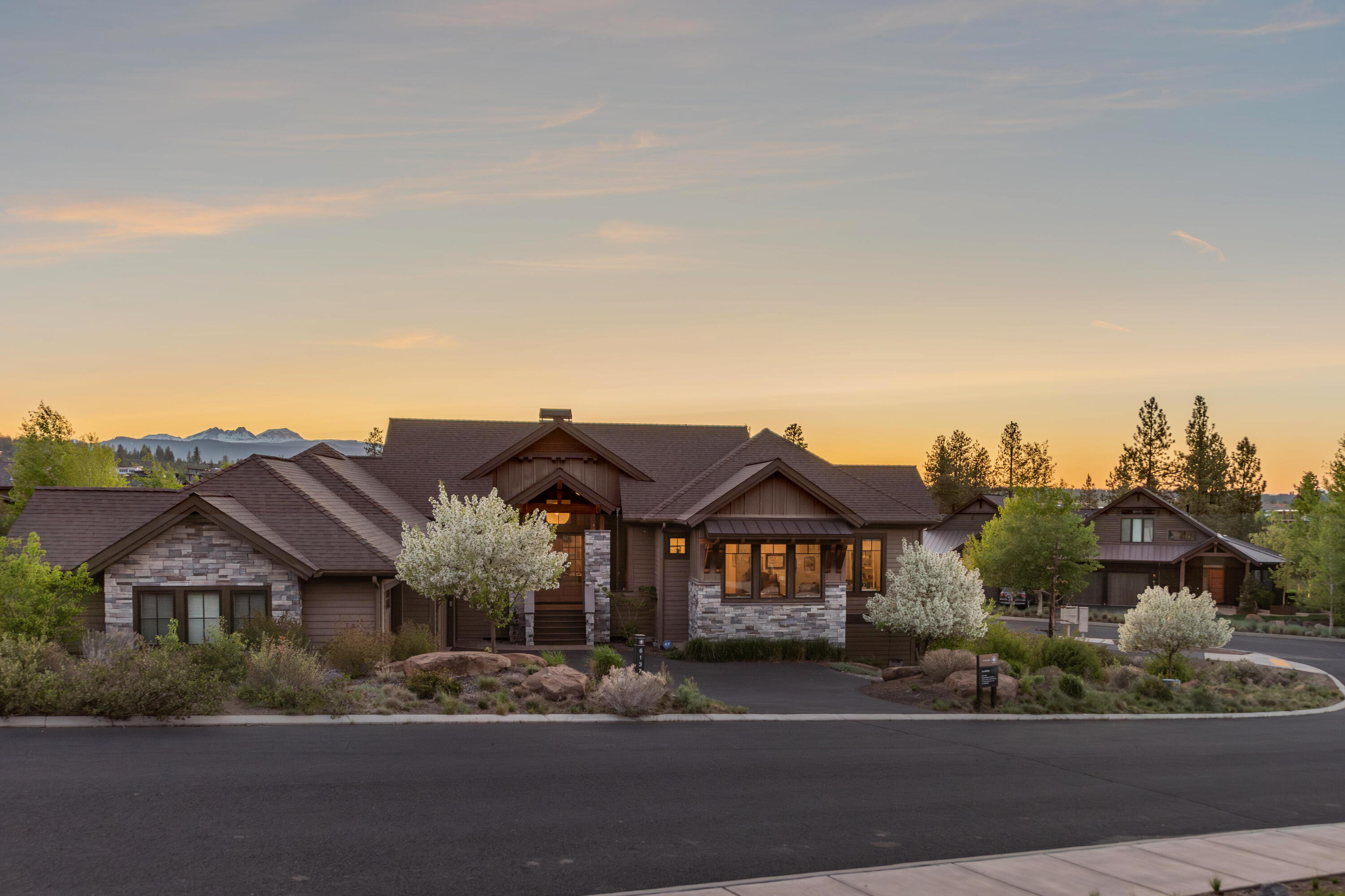 61379 Lost Hollow Loop