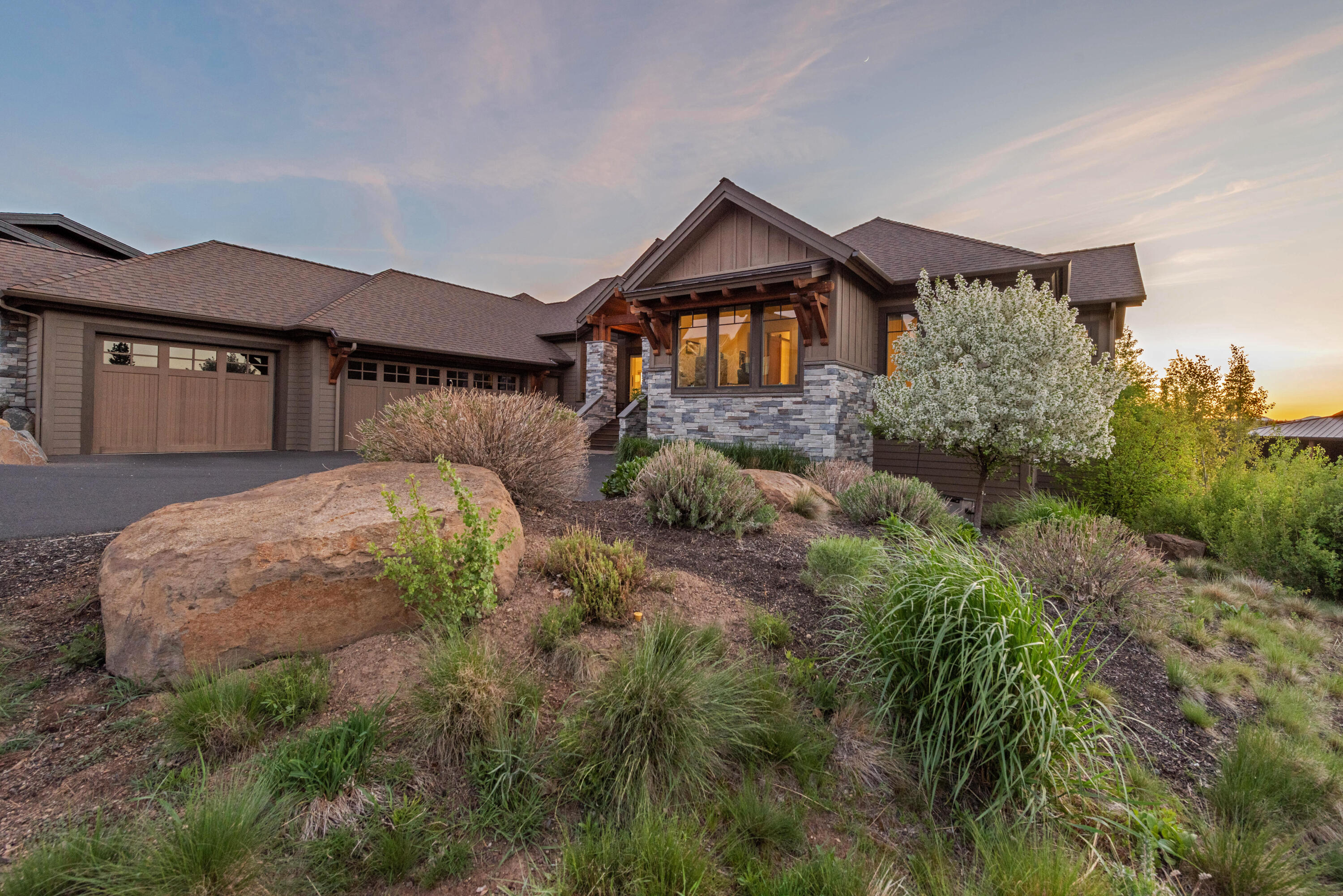 61379 Lost Hollow Loop