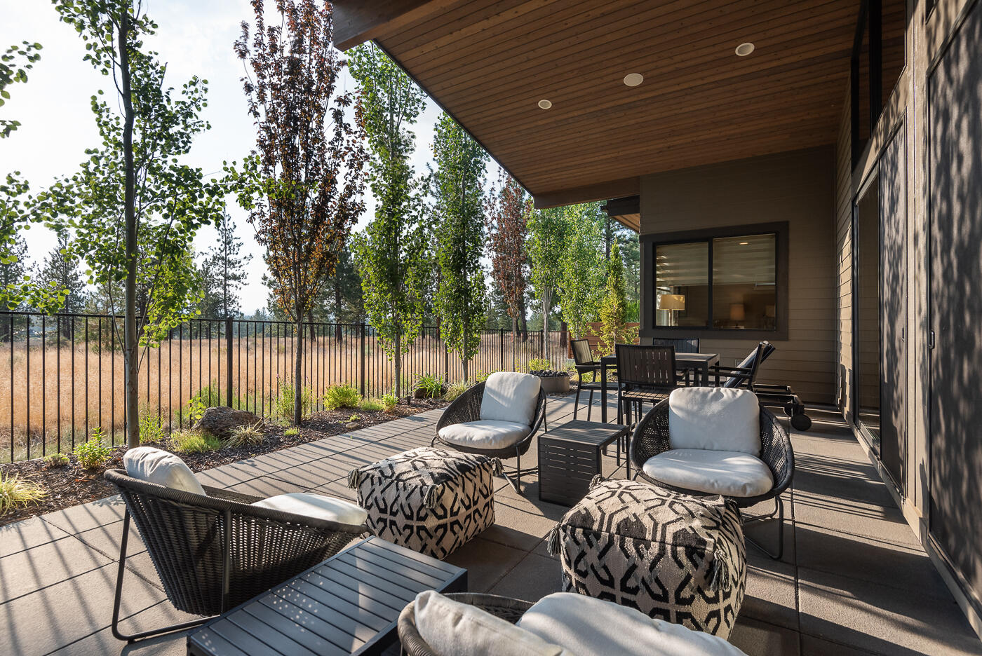 62653 NW Mt Thielsen Drive