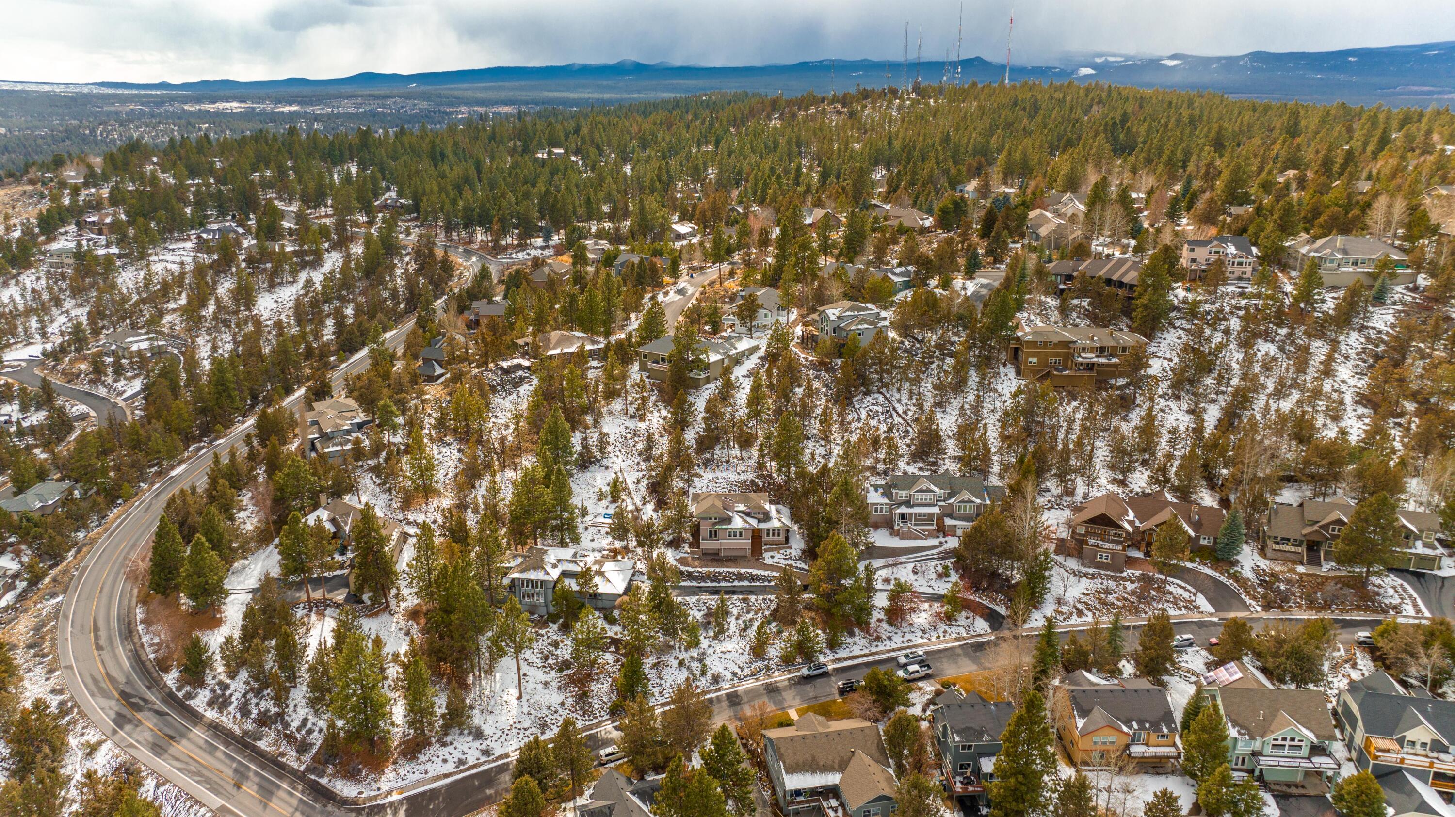 3009 NW Colonial Drive