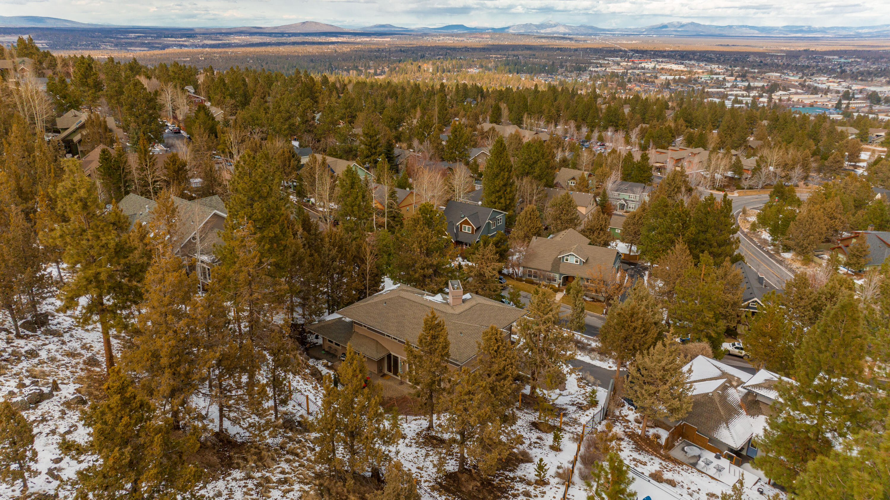 3009 NW Colonial Drive